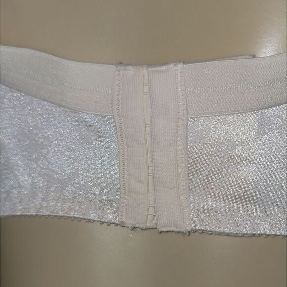 Playtex 36DD nude underwire bra - Picture 10 of 12